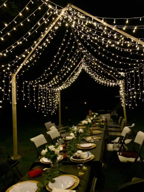 Warm Stringlights Roofless Leaf Vine Garland Gold Round Charger Plates Wedding Lights