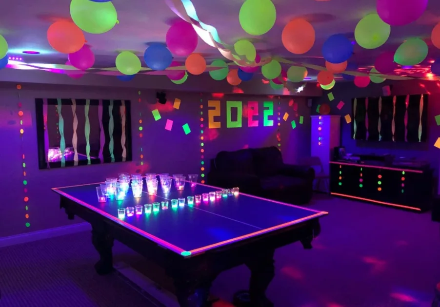 Black Party Lights Ping Pong Table With Balloon Decorations